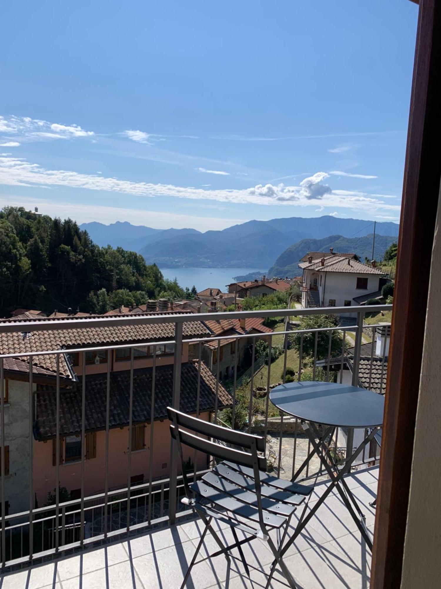Casa Savina - Stupenda Vista Lago E Monti Plesio Екстер'єр фото